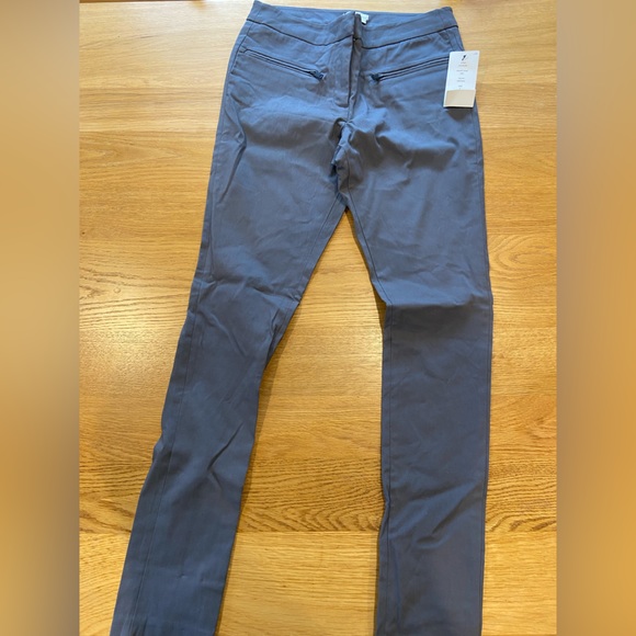 DKNY Pants - Picture 1 of 2